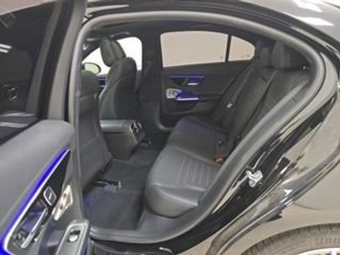 Used 2024 Mercedes-Benz C 300 Sedan w/ AMG Line w/ Night Package image 7
