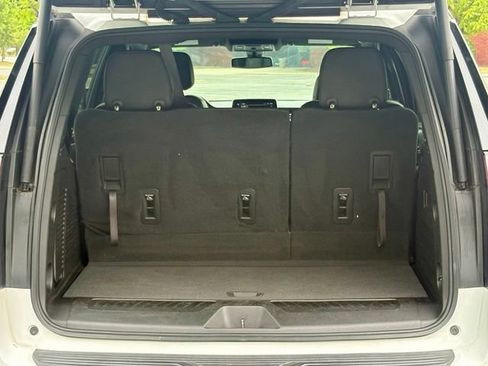 Used 2022 Chevrolet Tahoe LT RWD image 17