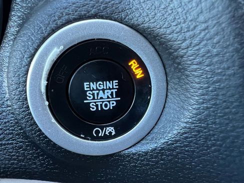 Used 2018 Dodge Journey GT image 32