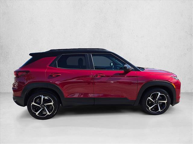 Used 2021 Chevrolet TrailBlazer RS w/ Sun and Liftgate Package FWD image 4
