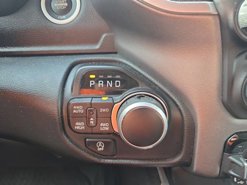 Used 2020 RAM 1500 Big Horn AWD/4WD image 20