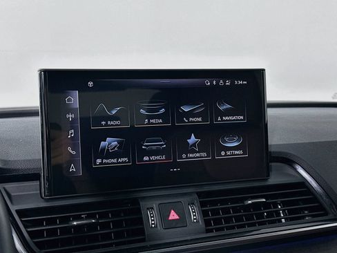 Used 2021 Audi Q5 Prestige w/ Prestige Package AWD/4WD image 24