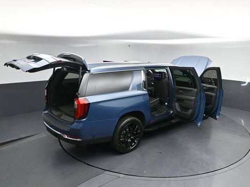 Used 2026 GMC Yukon XL Elevation w/ Elevation Premium Package AWD/4WD image 56