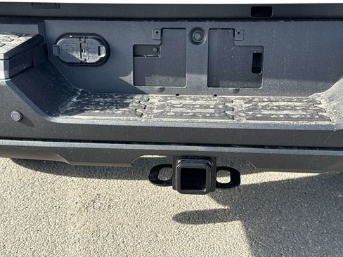 New 2026 Toyota Tundra SR5 w/ SR5 Convenience Package image 9