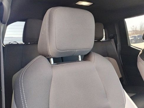 Used 2024 Toyota Tacoma TRD Off-Road image 15