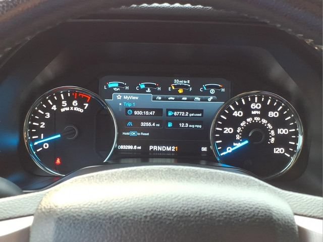 Used 2015 Ford F150 Platinum w/ Equipment Group 701A Luxury AWD/4WD image 26