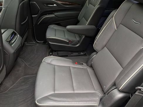 Certified 2023 Cadillac Escalade Premium Luxury AWD/4WD image 21