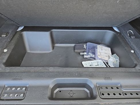 Used 2018 Jeep Wrangler Unlimited Sahara image 51