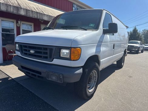 Used 2007 Ford E-250 and Econoline 250 image 3