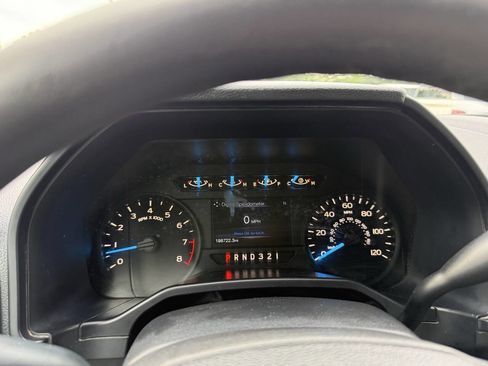 Used 2016 Ford F150 XL w/ Equipment Group 101A Mid AWD/4WD image 29