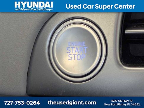 Used 2023 Hyundai Palisade Limited image 48