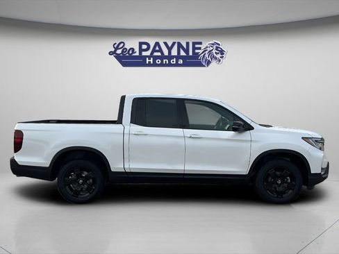 New 2026 Honda Ridgeline Black Edition image 8