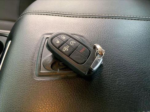 Used 2018 RAM 1500 Rebel w/ Luxury Group image 15