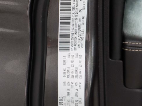 Used 2015 Jeep Cherokee Limited AWD/4WD image 31