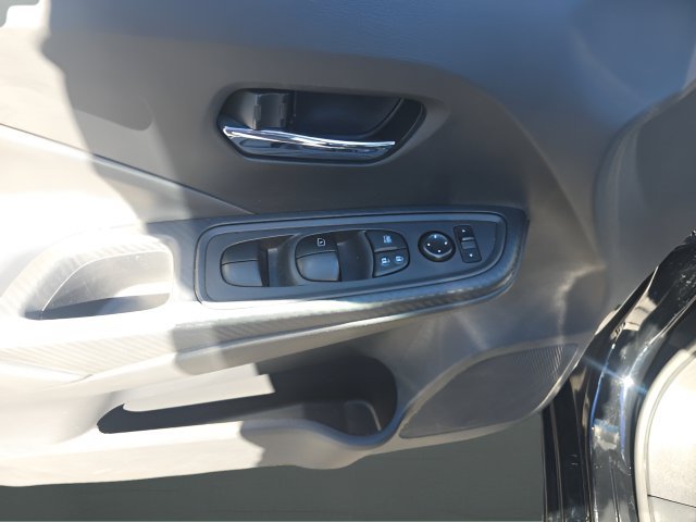 Certified 2025 Nissan Versa SV FWD image 11