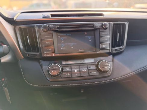 Used 2015 Toyota RAV4 XLE image 19