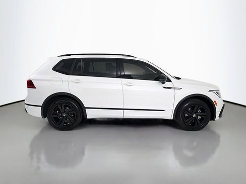 Used 2023 Volkswagen Tiguan SE R-Line AWD/4WD image 8