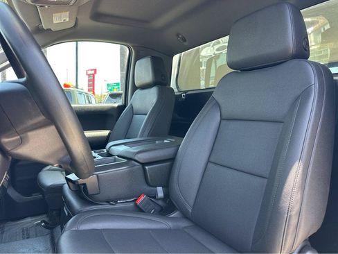 Used 2023 Chevrolet Silverado 1500 W/T RWD image 7