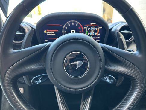 Used 2019 McLaren Senna RWD image 28