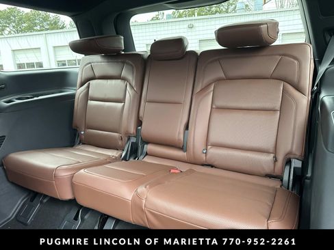 New 2026 Lincoln Navigator Reserve AWD/4WD image 26