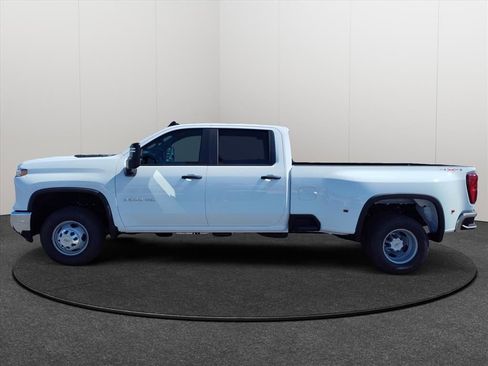 New 2026 Chevrolet Silverado 3500 W/T AWD/4WD image 2