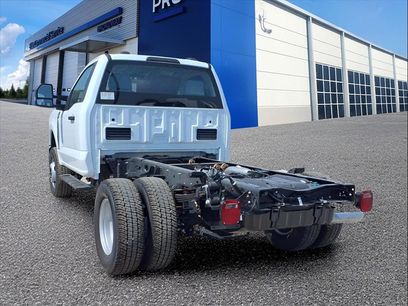 New 2025 Ford F350 XL w/ XL Chrome Package