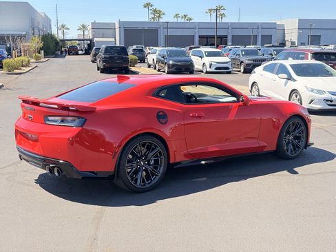 Used 2018 Chevrolet Camaro ZL1 RWD image 5
