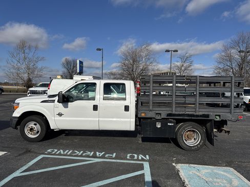 Used 2012 Ford F350 XL w/ Trailer Tow Pkg image 13
