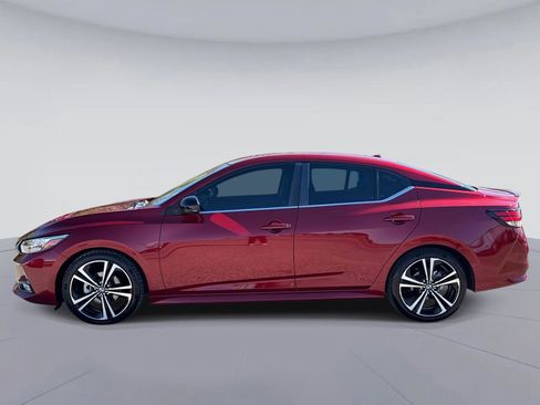 Used 2022 Nissan Sentra SR w/ Electronics Package image 7