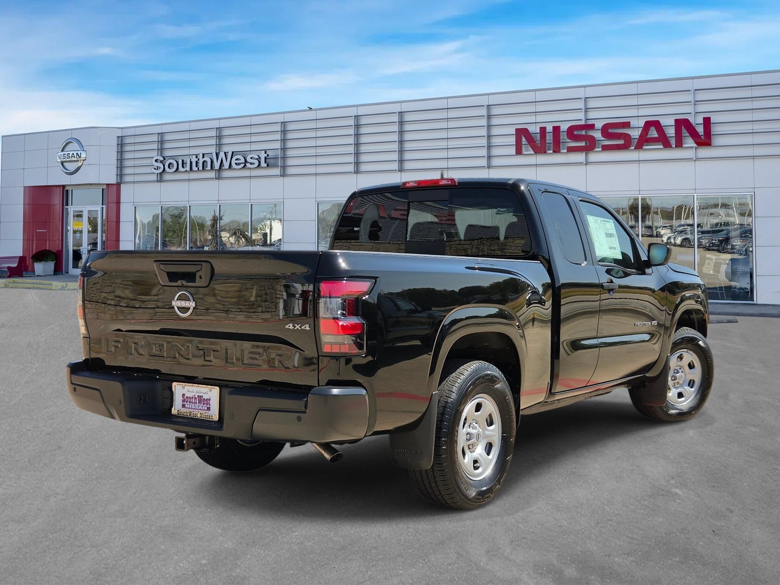New 2027 Nissan Frontier S w/ Tow Package AWD/4WD image 5