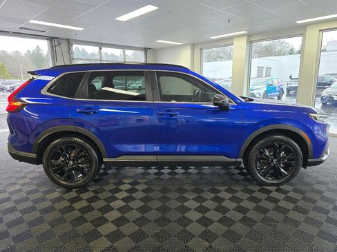 Used 2025 Honda CR-V Sport Touring image 2