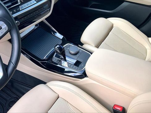 Used 2022 BMW X3 xDrive30i w/ Premium Package image 17