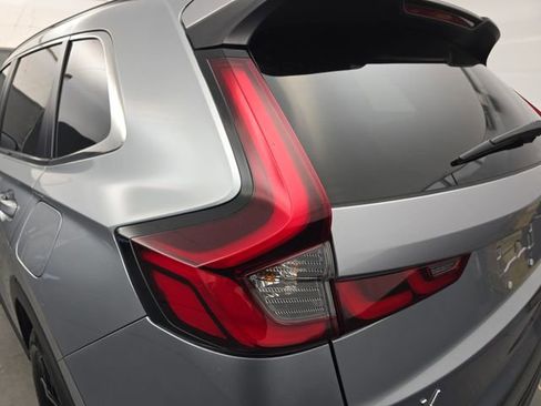 Used 2023 Honda CR-V Sport image 18