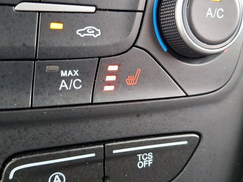 Used 2019 Ford Escape SE AWD/4WD image 25
