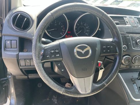 Used 2013 MAZDA MAZDA5 Touring FWD image 12
