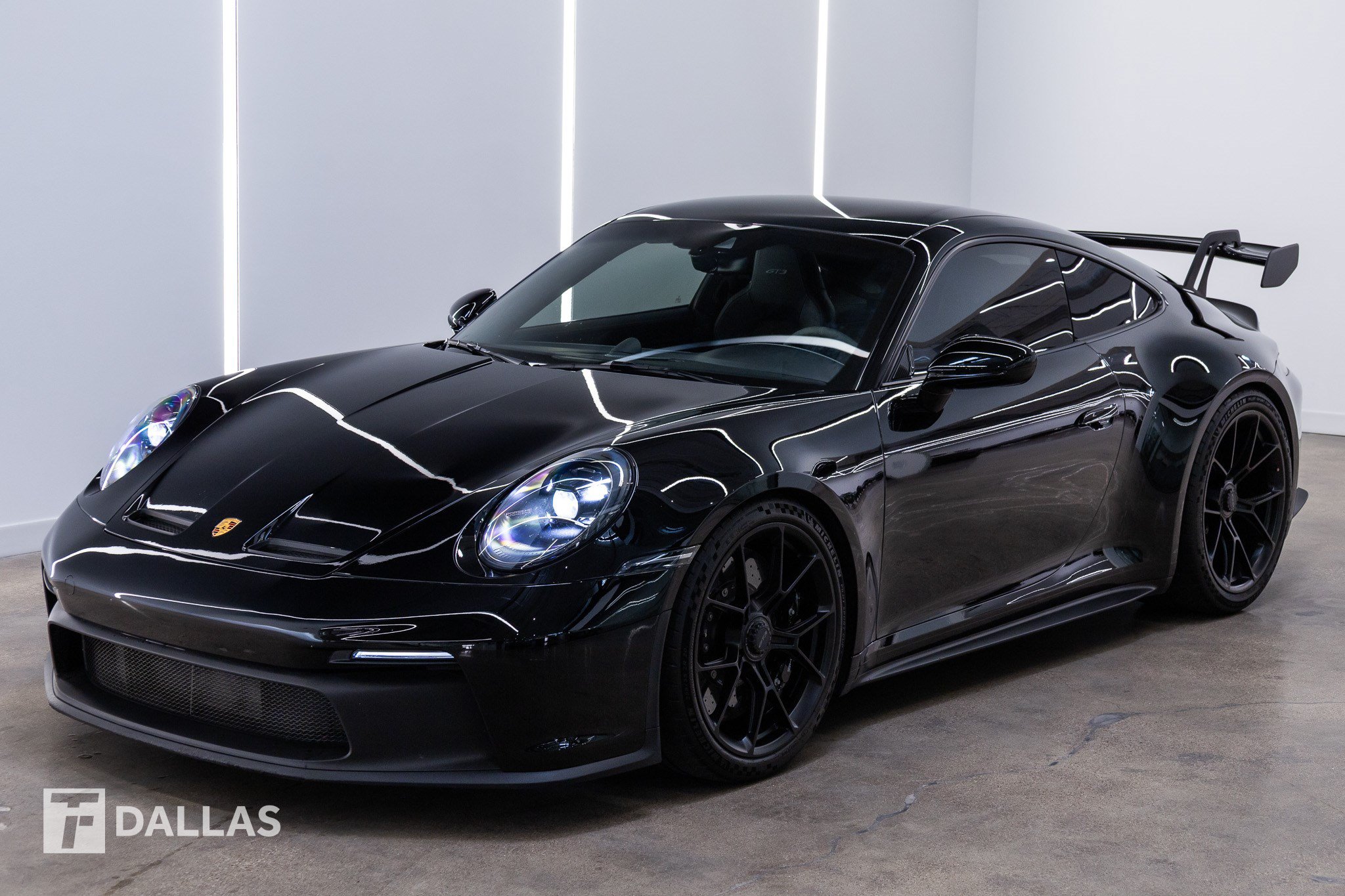 Used 2022 Porsche 911 GT3 RWD image 2