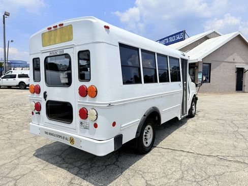 Used 2014 Chevrolet Express 3500 w/ School Bus Package RWD image 3