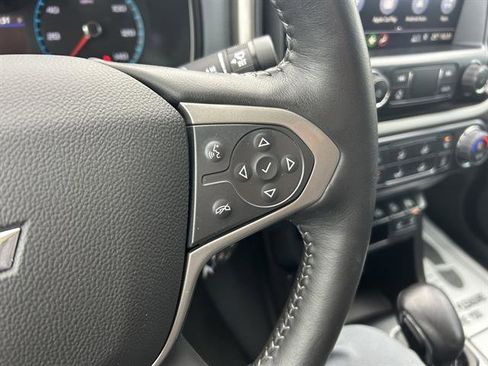 Certified 2022 Chevrolet Colorado Z71 w/ Z71 Midnight Edition image 27