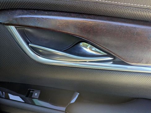 Used 2019 Cadillac XTS Luxury w/ Driver Awareness Package image 30