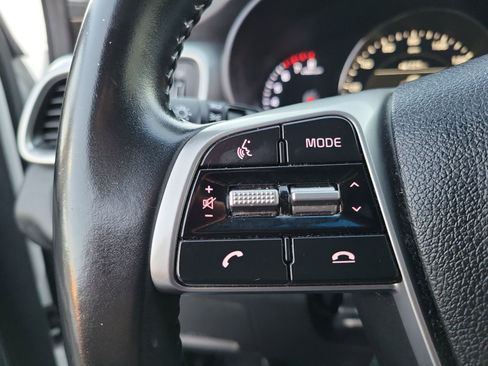 Used 2019 Kia Sorento EX image 7