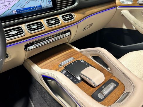 Certified 2024 Mercedes-Benz GLS 450 4MATIC image 26