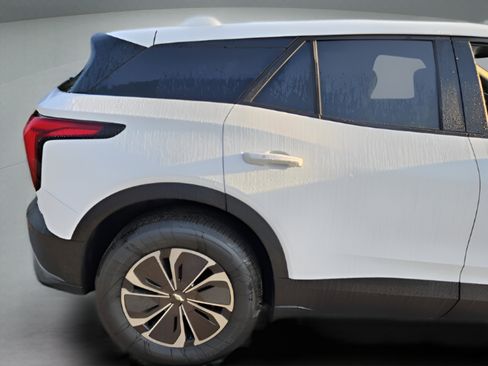 New 2025 Chevrolet Blazer EV LT AWD/4WD image 27