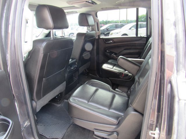 Used 2018 GMC Yukon XL SLT w/ Open Road Package AWD/4WD image 33