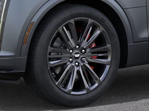 New 2026 Cadillac Lyriq V w/ LPO, Onyx Lite Package AWD/4WD image 9