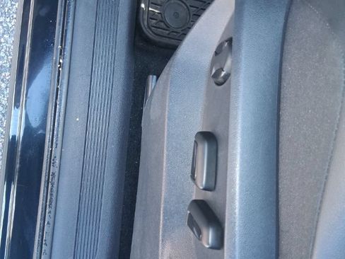 Used 2021 Volkswagen Tiguan SEL AWD/4WD image 13