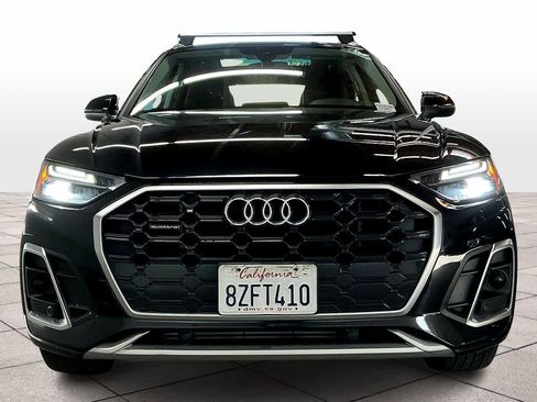 Used 2022 Audi Q5 e Premium w/ Convenience Package image 3