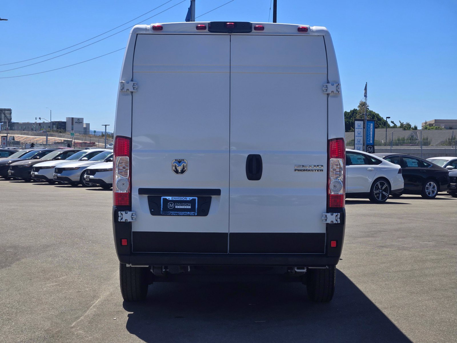 Used 2025 RAM ProMaster 2500 w/ Convenience Group FWD image 6