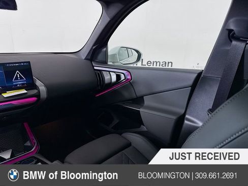 Used 2026 BMW X3 xDrive30 w/ Premium Package image 23