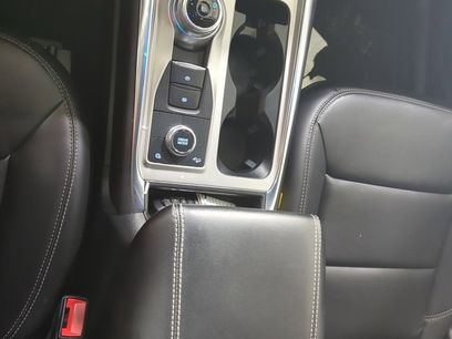 Certified 2022 Ford Explorer XLT w/ Equipment Group 202A