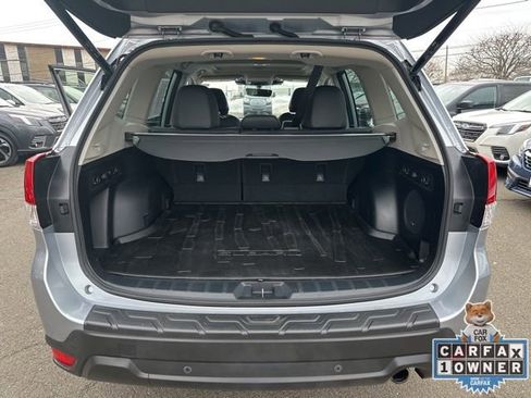 Certified 2023 Subaru Forester Limited image 30